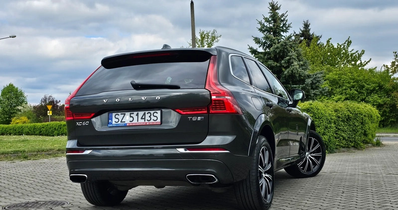 Volvo XC 60 cena 158301 przebieg: 122000, rok produkcji 2017 z Kraków małe 742